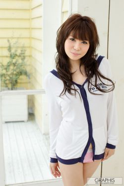 美女被绑住露出双乳动图漫画