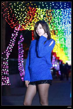 《爱上两个我》